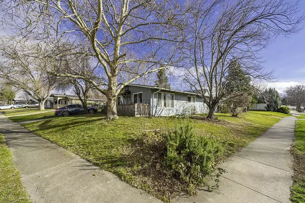 925 Olympic AVE, Medford, OR 97504