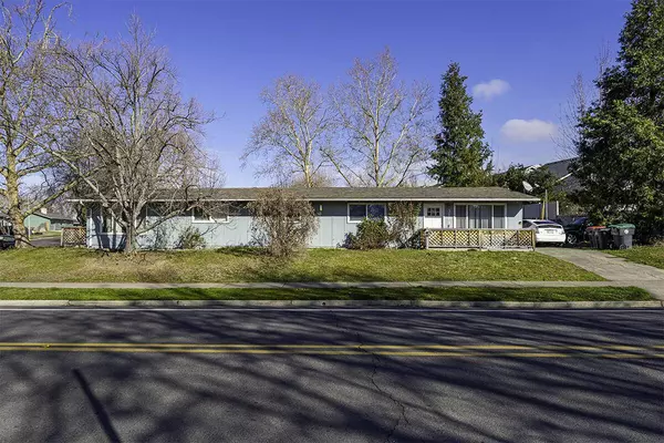 925 Olympic AVE, Medford, OR 97504