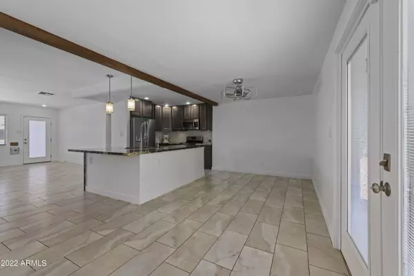 4401 E MONTECITO Avenue, Phoenix, AZ 85018