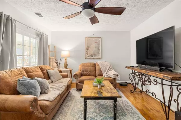 3042 Oakdale RD, Atlanta, GA 30354