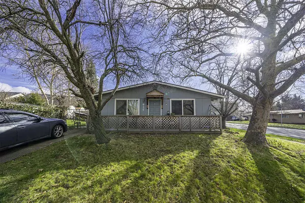 925 Olympic AVE, Medford, OR 97504