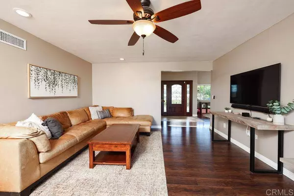 2208 Windmill View Road, El Cajon, CA 92020