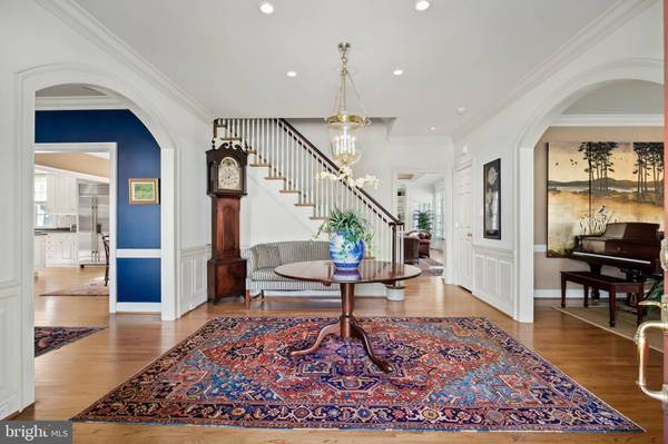 6 COLES CT, Moorestown, NJ 08057