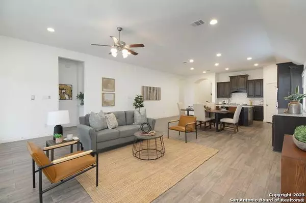 28446 SHAILENE DR, San Antonio, TX 78260-1445