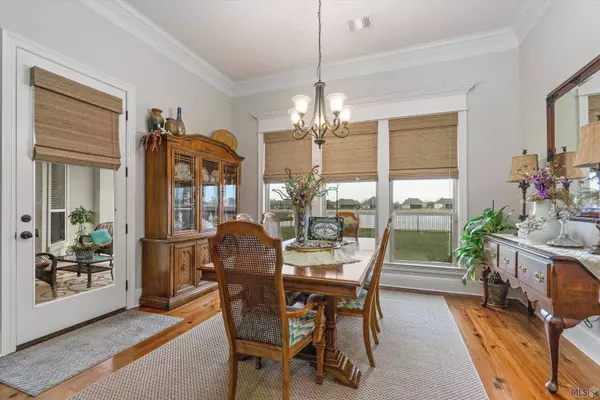 16462 PARKER PLACE DR, Prairieville, LA 70769