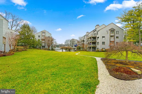 7 SPA CREEK LNDG #B3, Annapolis, MD 21403