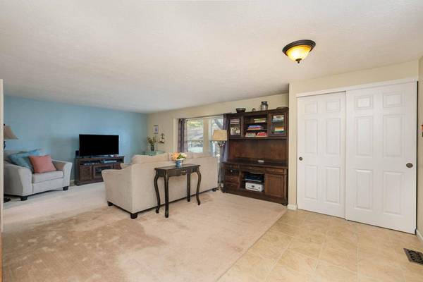 2075 Stratford Court, Loveland, OH 45140