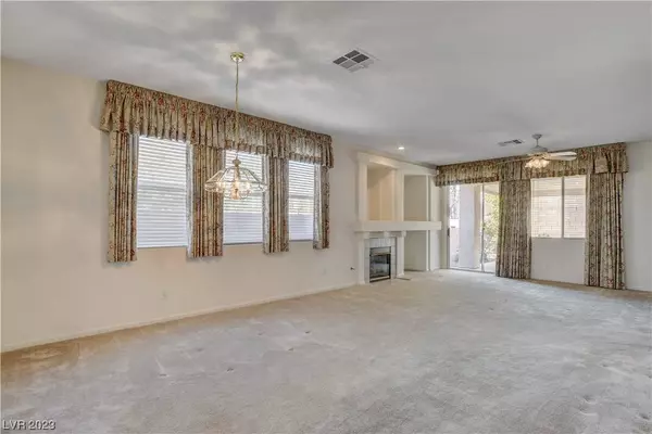 256 Casa Robles Street, Henderson, NV 89012