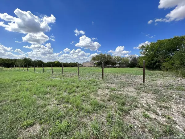 14727 DURHAM DR, San Antonio, TX 78217