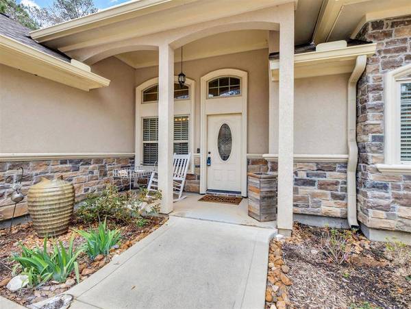 906 Inwood DR, Huntsville, TX 77340