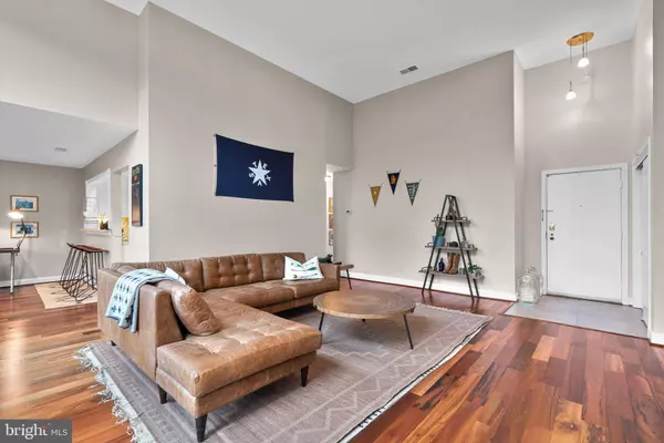 7 SPA CREEK LNDG #B3, Annapolis, MD 21403