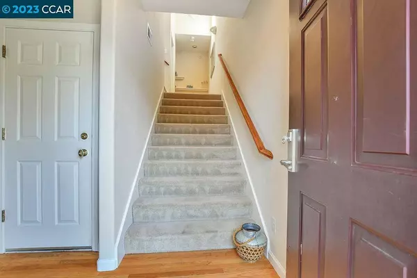 9 Heritage Oaks Rd, Pleasant Hill, CA 94523