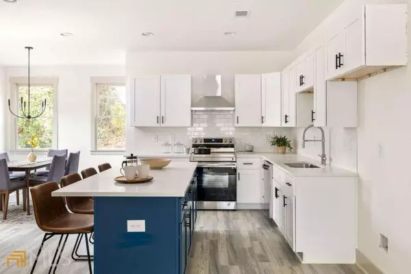 882 Woodmere DR NW, Atlanta, GA 30318