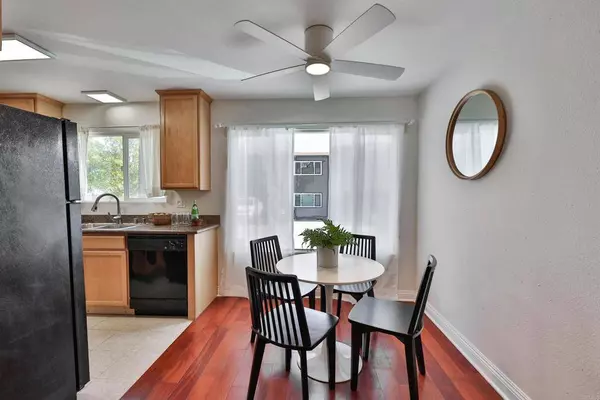 3535 Madison Avenue #106, San Diego, CA 92116