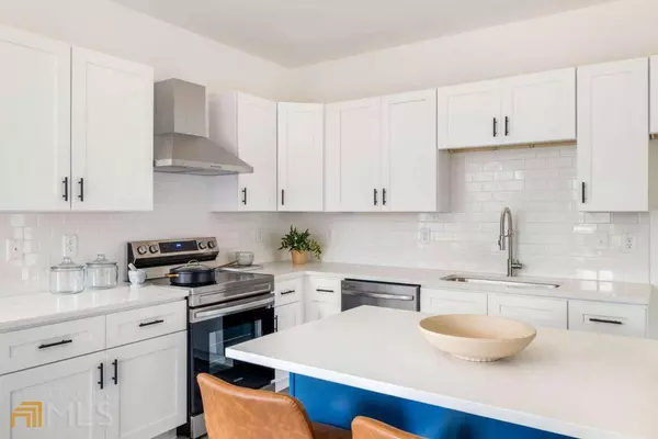 882 Woodmere DR NW, Atlanta, GA 30318