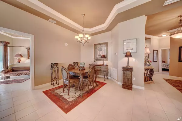 7505 Thomas Drive ## 123F, Panama City Beach, FL 32408