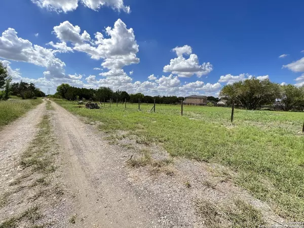 14731 Durham Dr, San Antonio, TX 78217