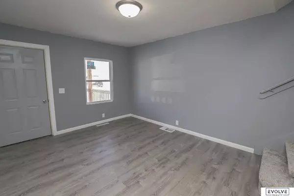 401 S 24th Street, Council Bluffs, IA 51501