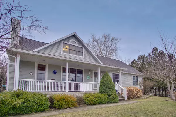 699 Harbor Drive, Manistee, MI 49660