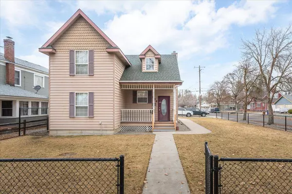 904 W Cleveland Ave, Spokane, WA 99205