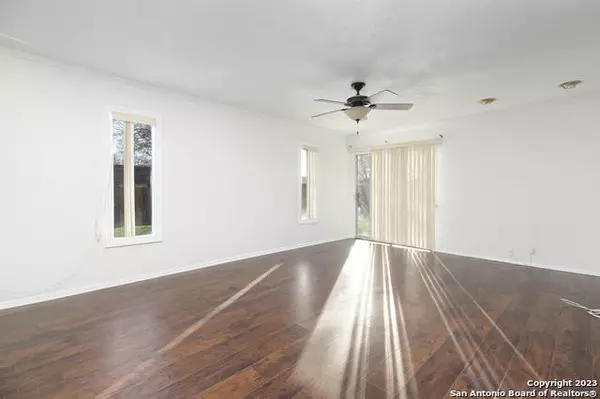 5818 WAYVIEW ST, San Antonio, TX 78220-1925