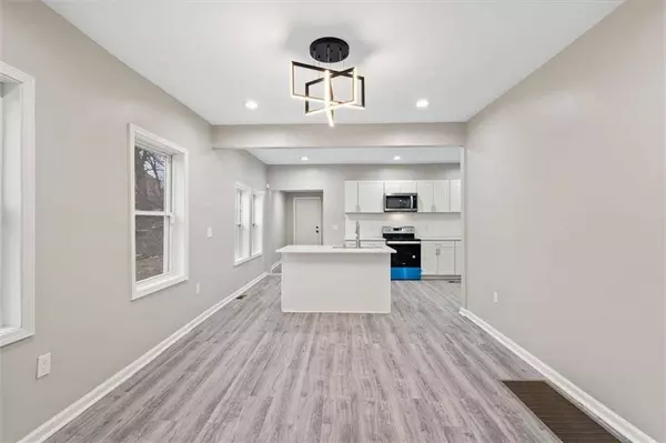 3223 E 6th ST, Kansas City, MO 64124