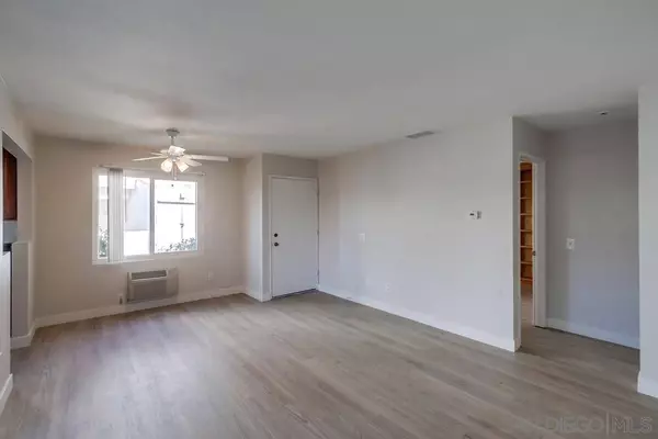 8439 Westmore Road #77, San Diego, CA 92126