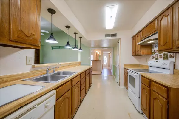 4212 Ireland Drive, The Colony, TX 75056