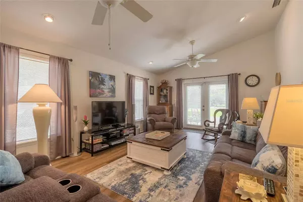 156 CUMBERLAND AVE, Ormond Beach, FL 32174