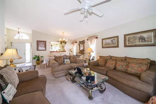 158 HIDDEN SPRINGS CIR, Kissimmee, FL 34743