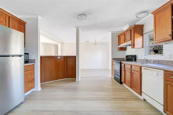 9712 SW 82ND AVE, Gainesville, FL 32608