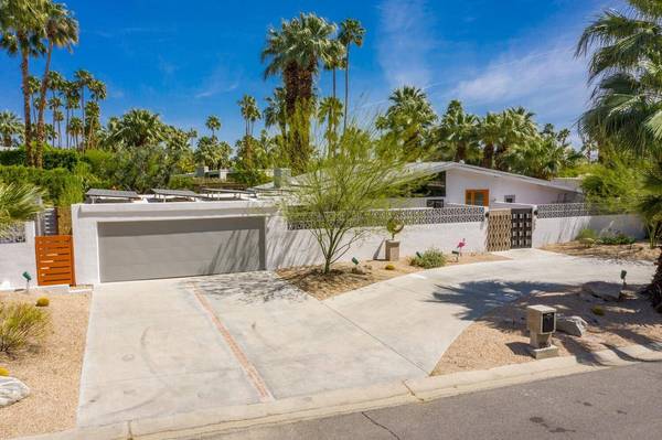996 N Rose AVE, Palm Springs, CA 92262