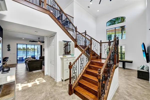 2739 Cinnamon Bay CIR, Naples, FL 34119