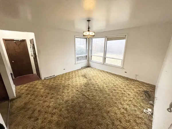 17206 Elm Drive, Hazel Crest, IL 60429