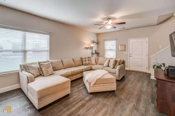 386 Angela LN, Dawsonville, GA 30534