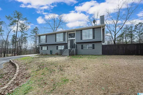 8281 BLUFF RIDGE ROAD, Bessemer, AL 35022