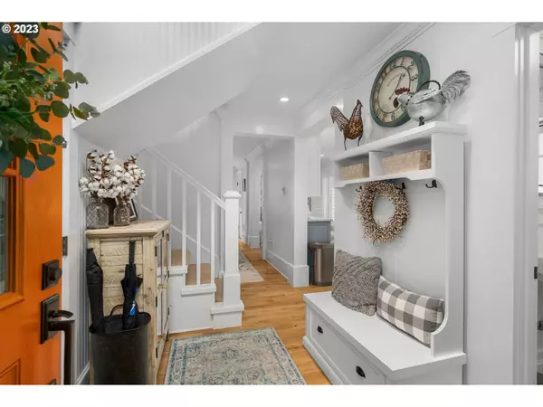 1268 SW MEADOW LN, Depoe Bay, OR 97341