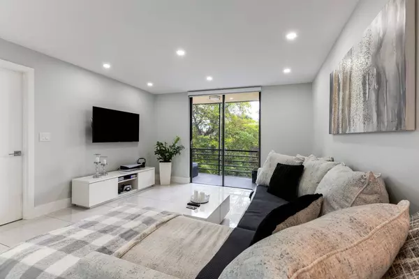 3351 85th AVE 218, Coral Springs, FL 33065