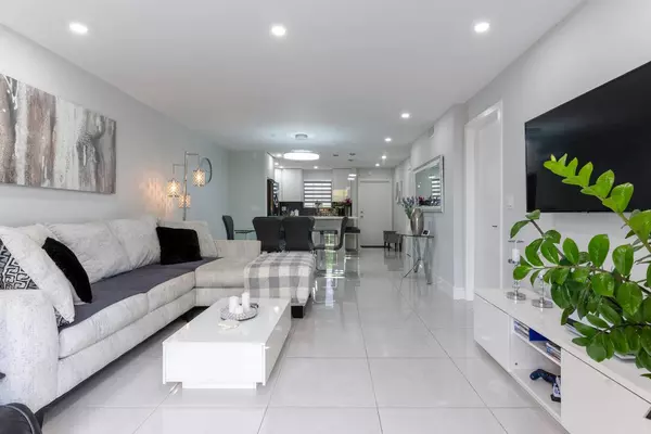 3351 85th AVE 218, Coral Springs, FL 33065