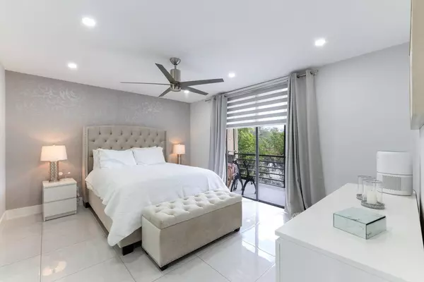 3351 85th AVE 218, Coral Springs, FL 33065