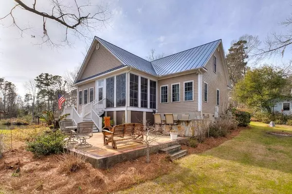 1634 Bayview Dr., Manning, SC 29102