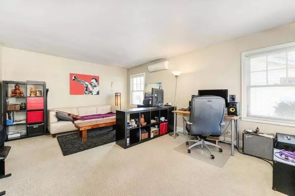 2140 6th AVE, Sacramento, CA 95818