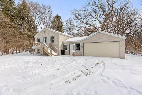 N6340 County Line Rd, Richmond, WI 53115