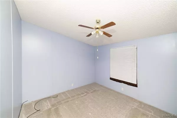 9353 N Bridlebit AVE, Kingman, AZ 86401