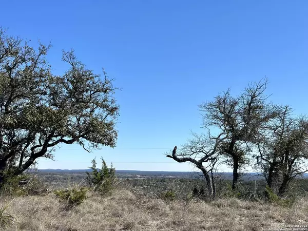 34 High Point Ranch Rd, Boerne, TX 78006