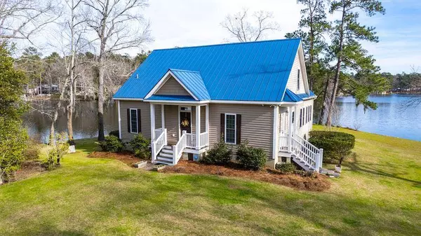 1634 Bayview Dr., Manning, SC 29102