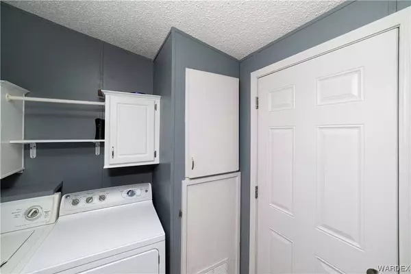 9353 N Bridlebit AVE, Kingman, AZ 86401