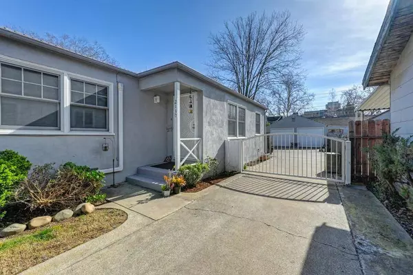 2140 6th AVE, Sacramento, CA 95818