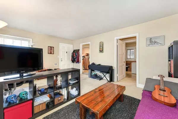 2140 6th AVE, Sacramento, CA 95818