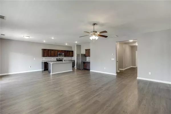 199 Apalachee DR, Bethlehem, GA 30620